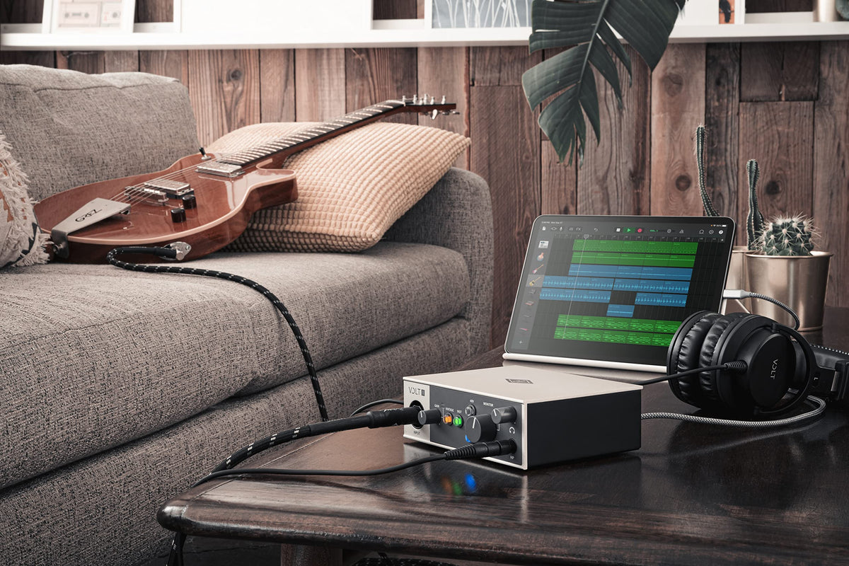 USB Audio Interface with Vintage Preamp Mode